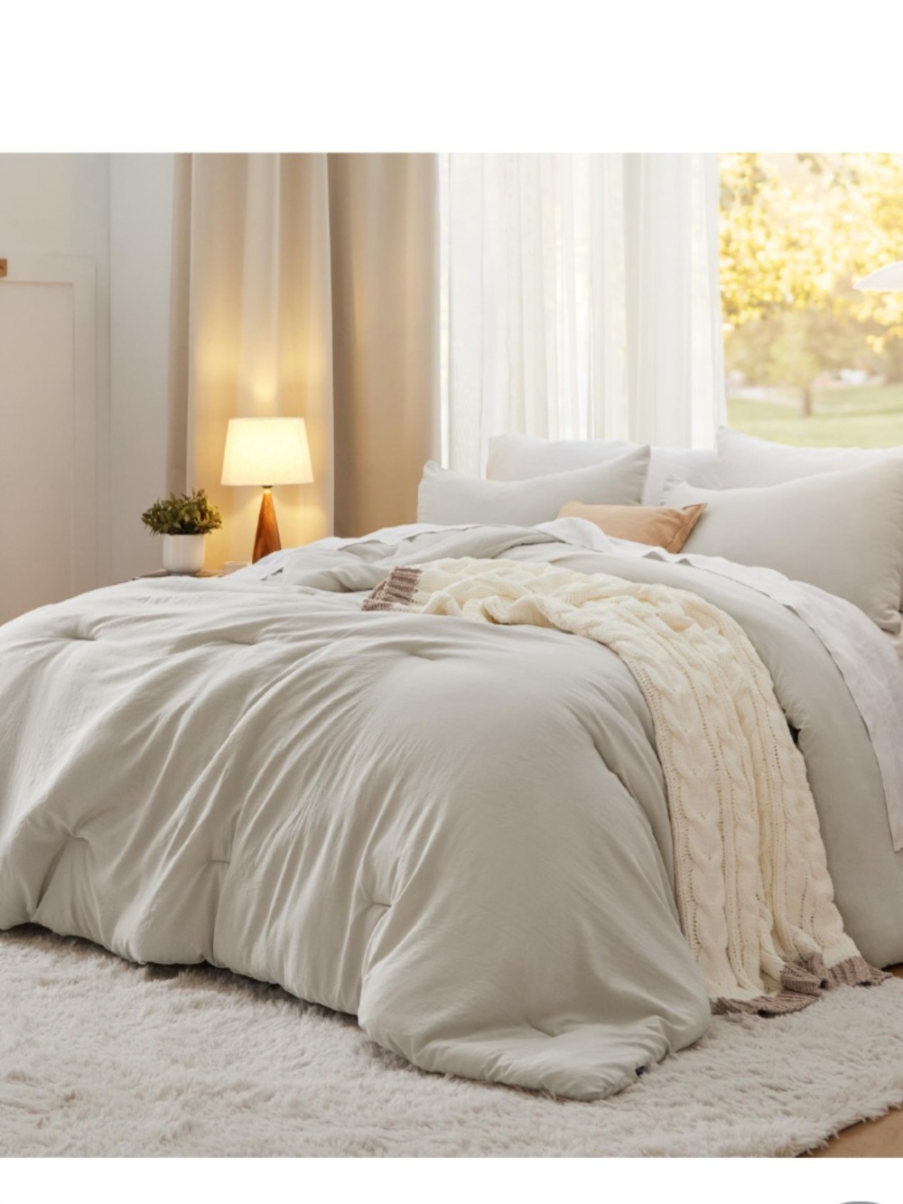 Bedsure Gentlesoft All Season Lightweight QUEEN Comforter Set - BEIGE